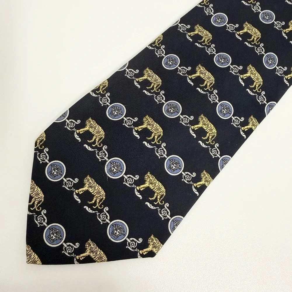 Versace description men